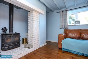 Sitting Room- click for photo gallery